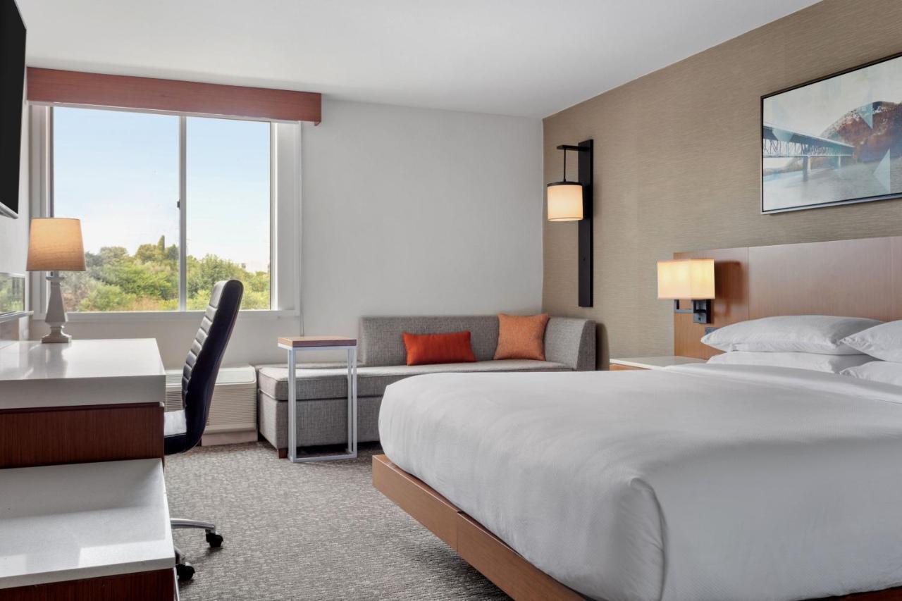 Delta Hotels By Marriott Allentown Lehigh Valley Fogelsville Esterno foto